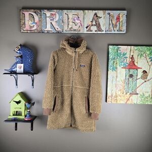 Patagonia Dusty Mesa High Pile Parka Coat Medium